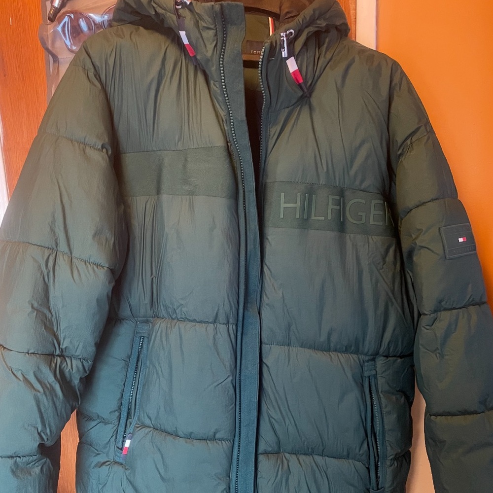 Tommy Hilfiger Men's Olive Puffer Coat